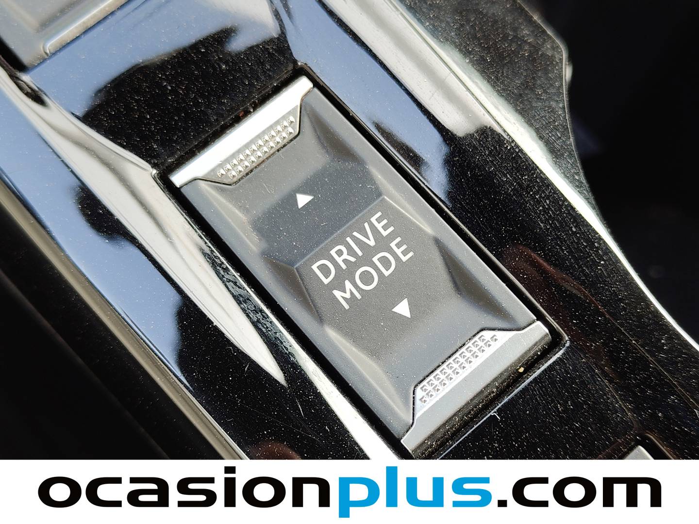 Peugeot 2008 Peugeot 2008 Allure Hybrid eDCS6 (145 CV) seminuevo
