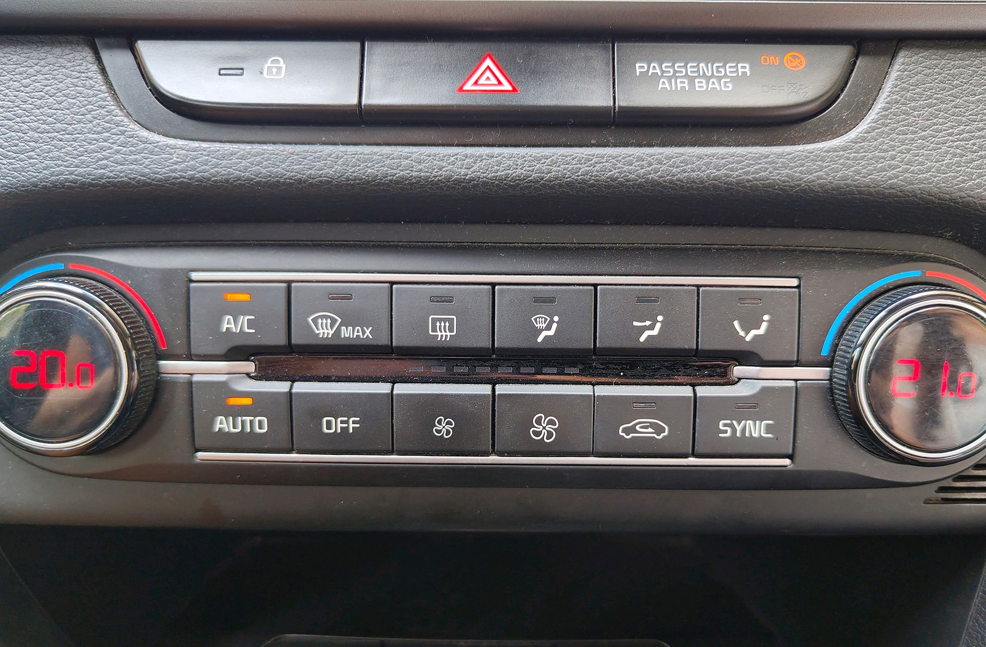 Kia Ceed 1.0 T-GDi Drive - foto 32