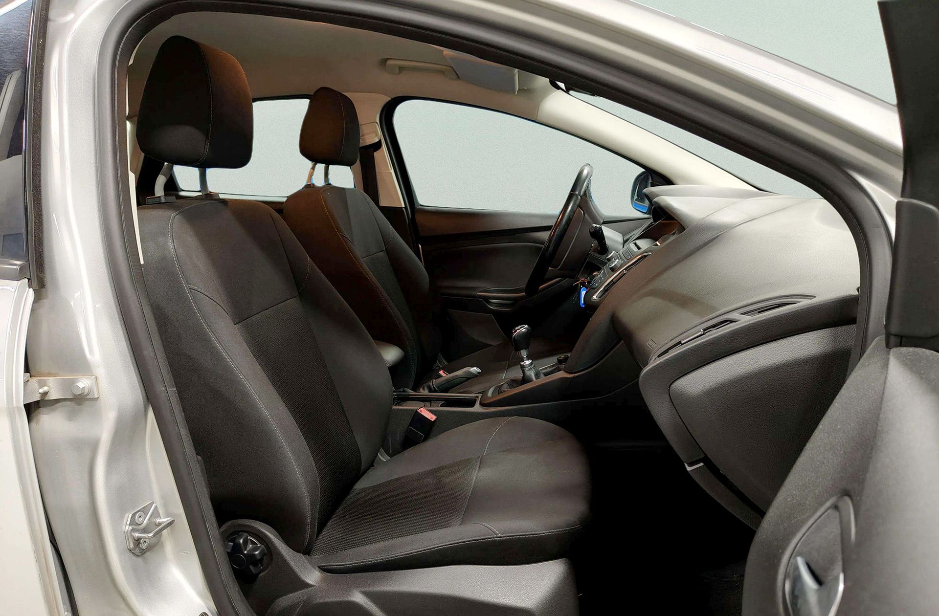Ford Focus 1.0 EcoBoost Trend+ - foto 15