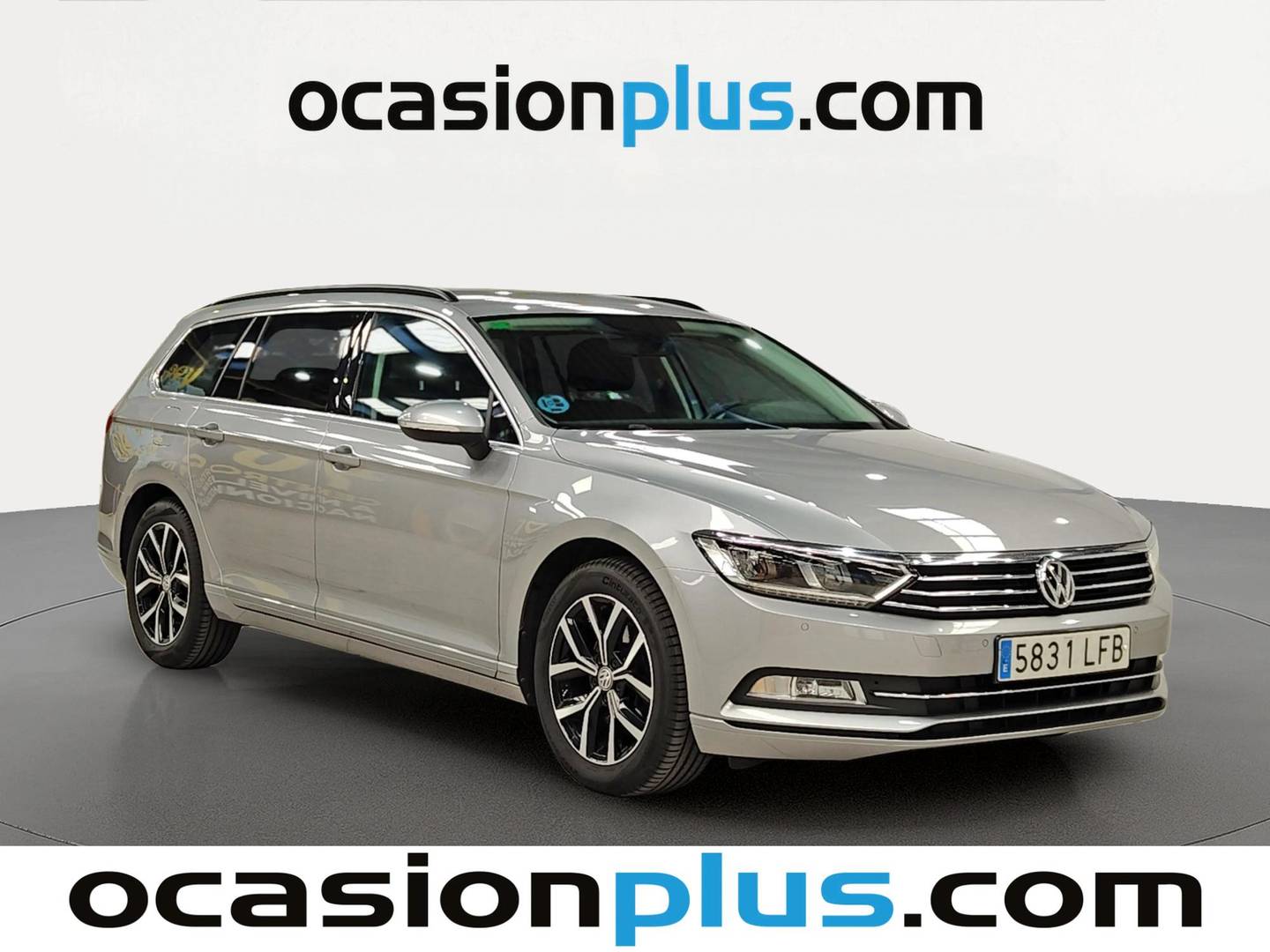 Foto delantera Volkswagen Passat Volkswagen Passat Variant Advance 1.5 TSI (150 CV) derecha