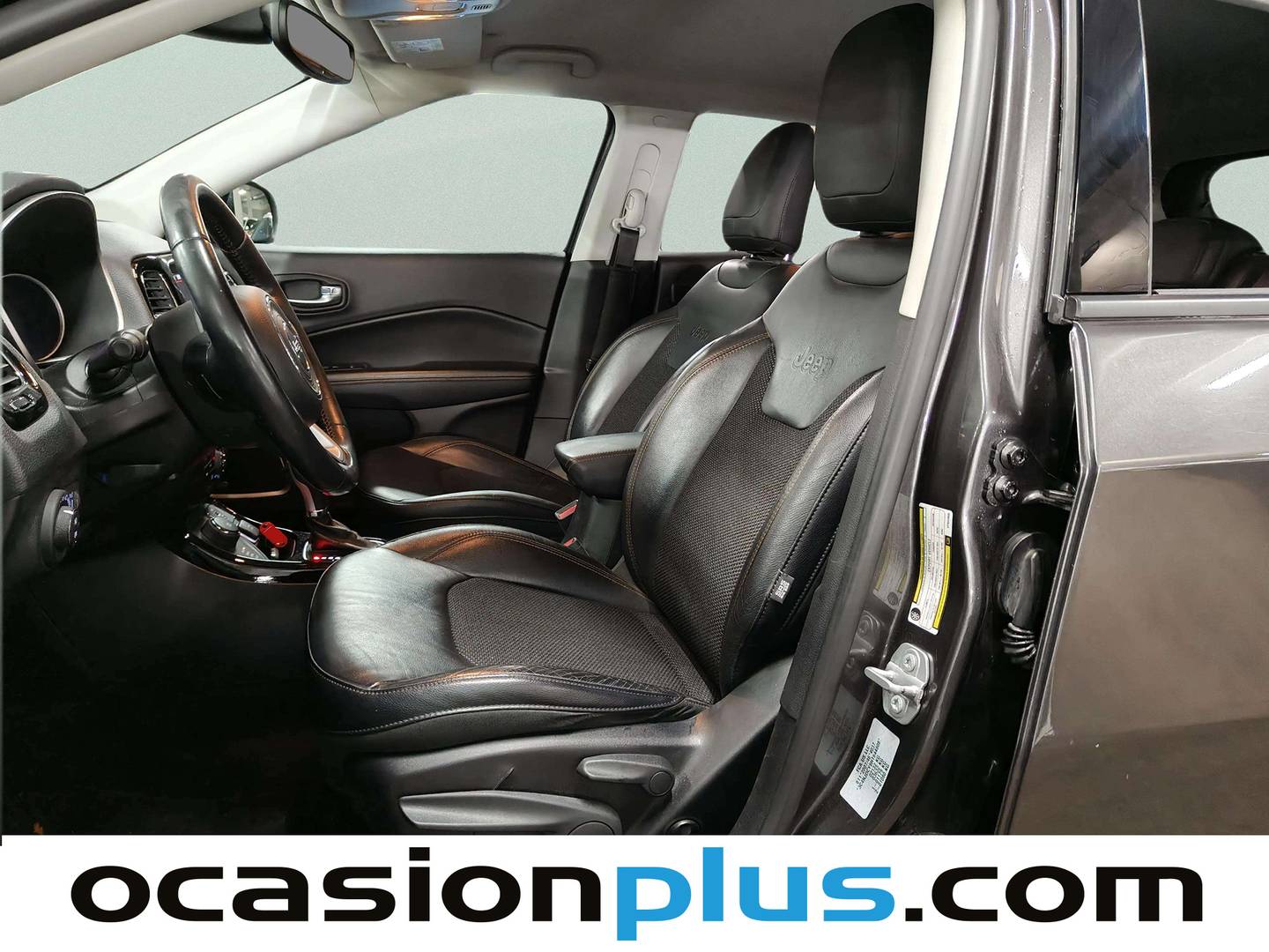 Foto asientos delanteros Jeep Compass Jeep Compass 2.0 Multijet Limited 4x4 AD Auto (140 CV)