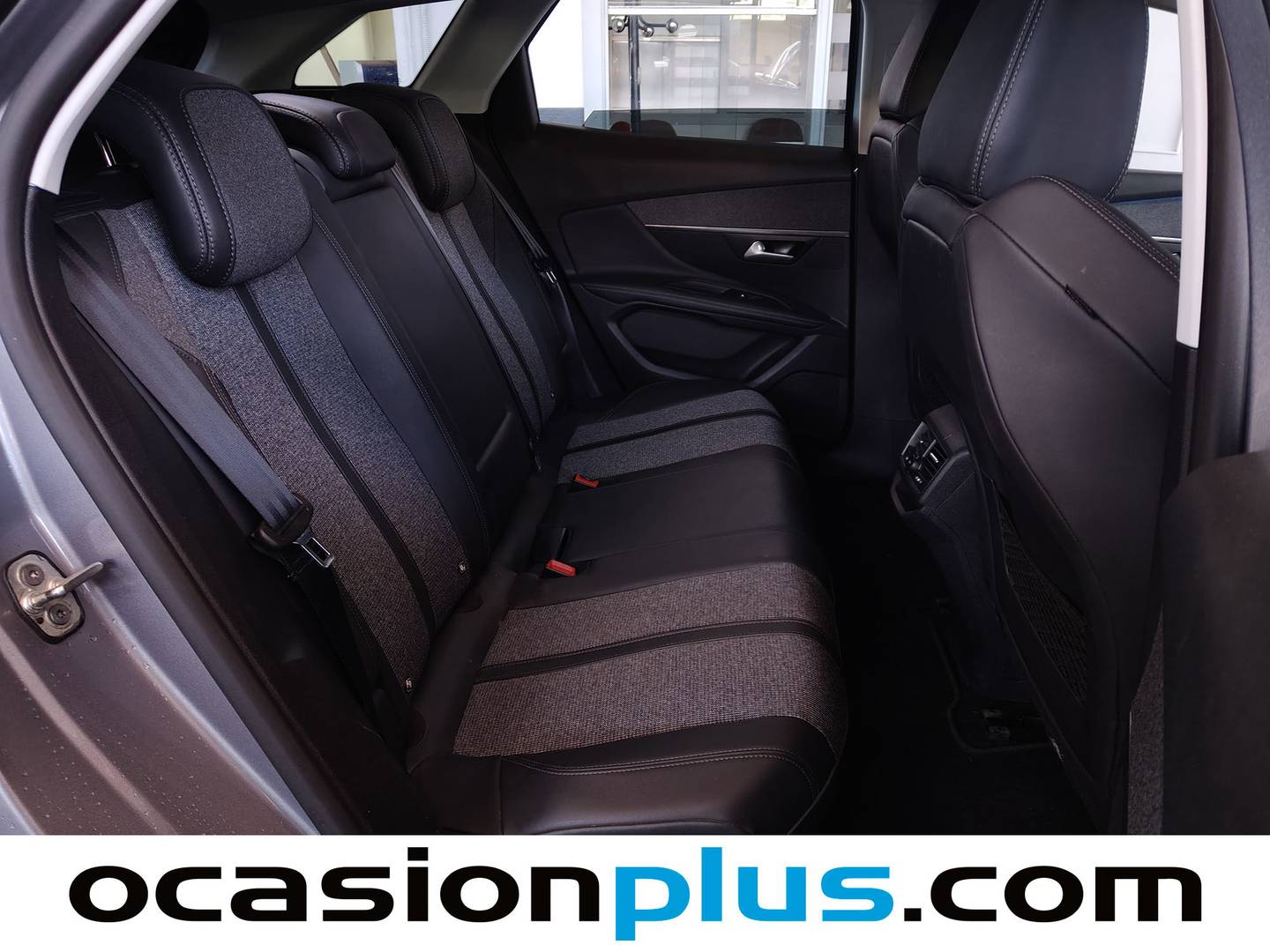 Peugeot 3008 Peugeot 3008 PureTech 130 Allure EAT8 (130 CV) km 0