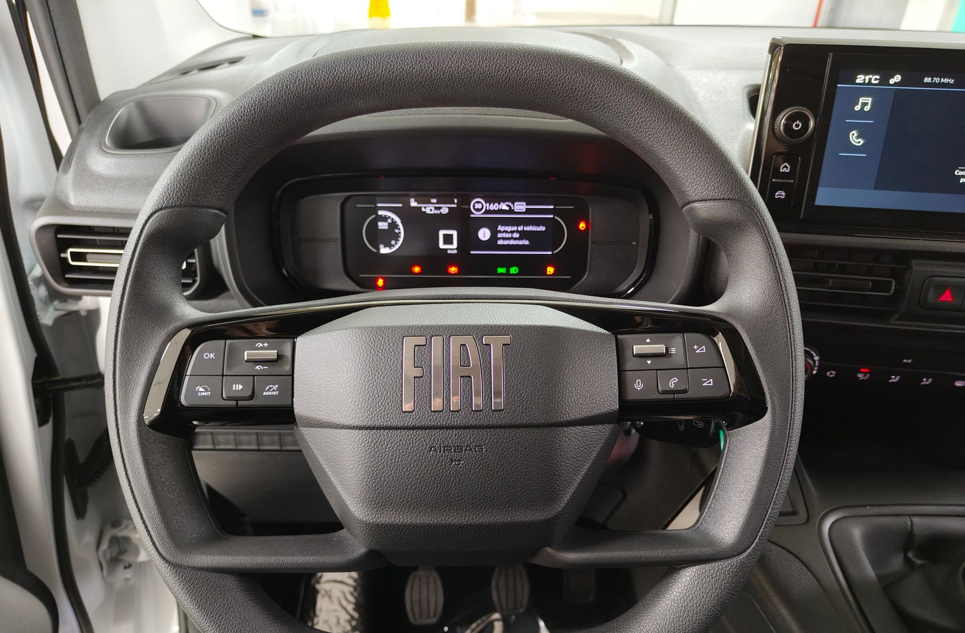 Fiat Doblò Furgon Furgón BlueHDi 100 M - foto 17