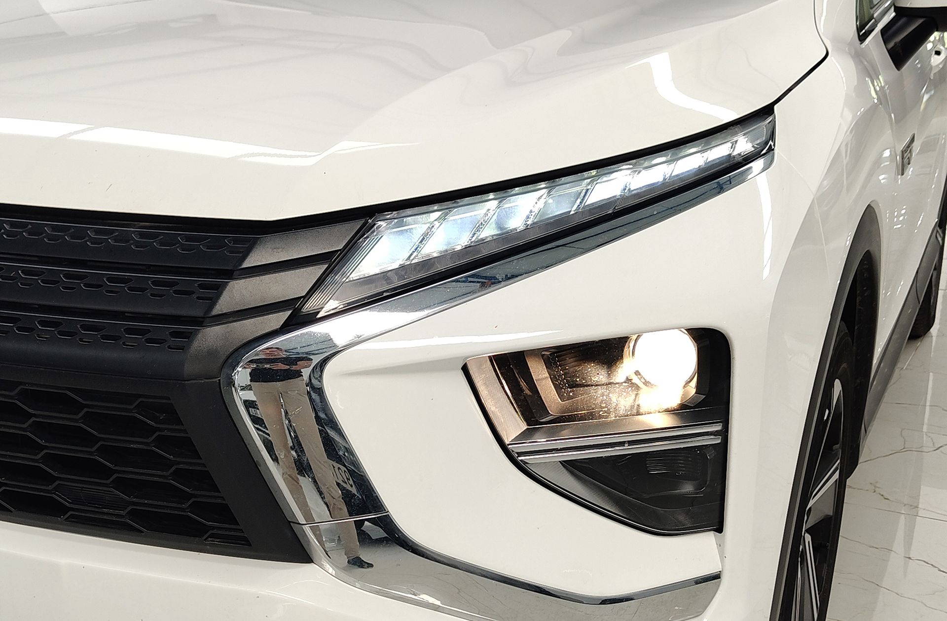 Mitsubishi Eclipse Cross 2.4 PHEV Motion 4WD - foto 13