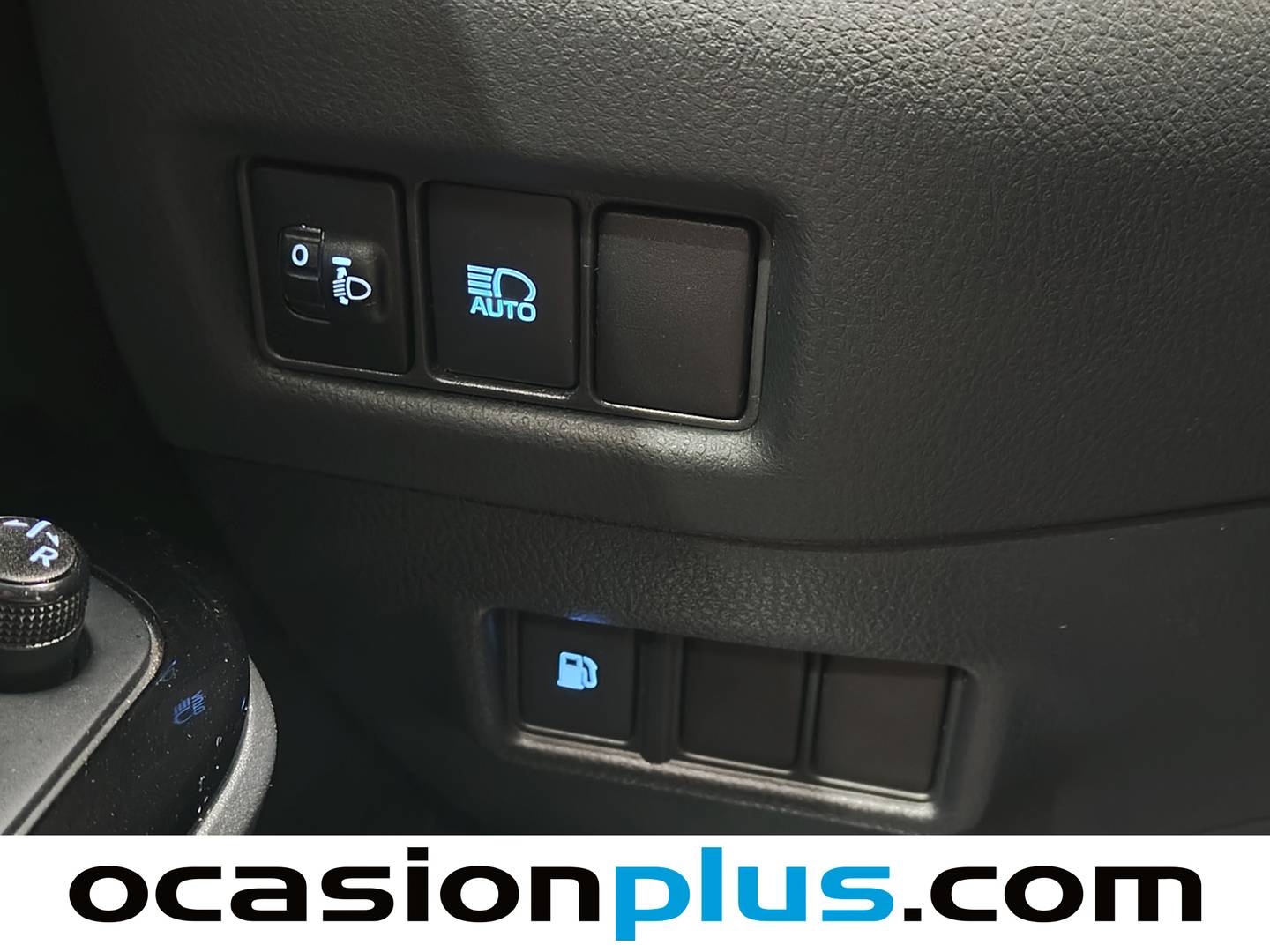 Foto Toyota C-HR Toyota C-HR 1.8 125H Advance (122 CV)