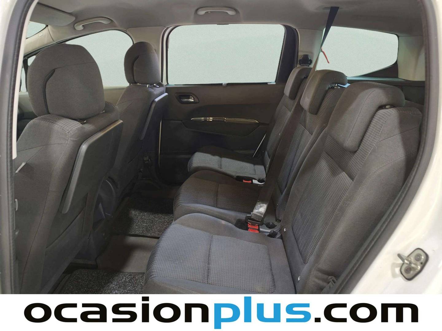Foto asientos traseros Peugeot 5008 Peugeot 5008 1.6 HDI Style (115 CV)