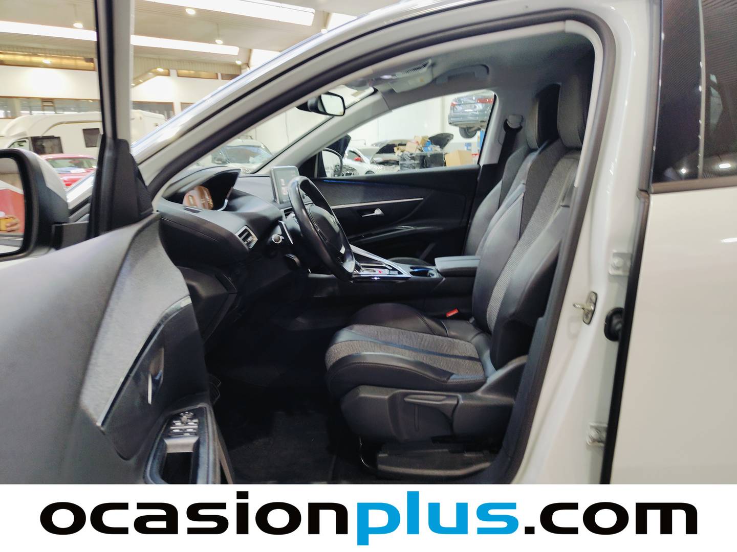 Foto asientos traseros Peugeot 5008 Peugeot 5008 PureTech 130 S&S Allure (130 CV) EAT8 7 PLAZAS