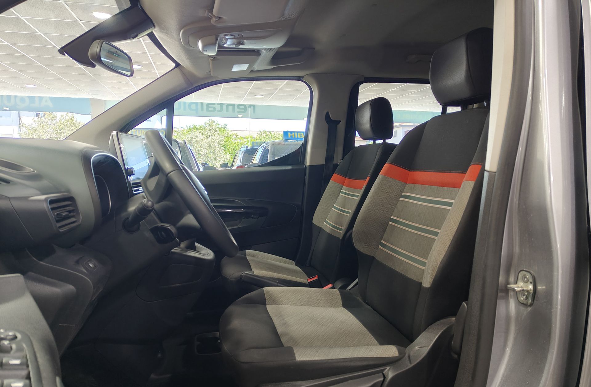 Citroën Berlingo Combi BlueHDi 100 Talla M Feel Pack - foto 11