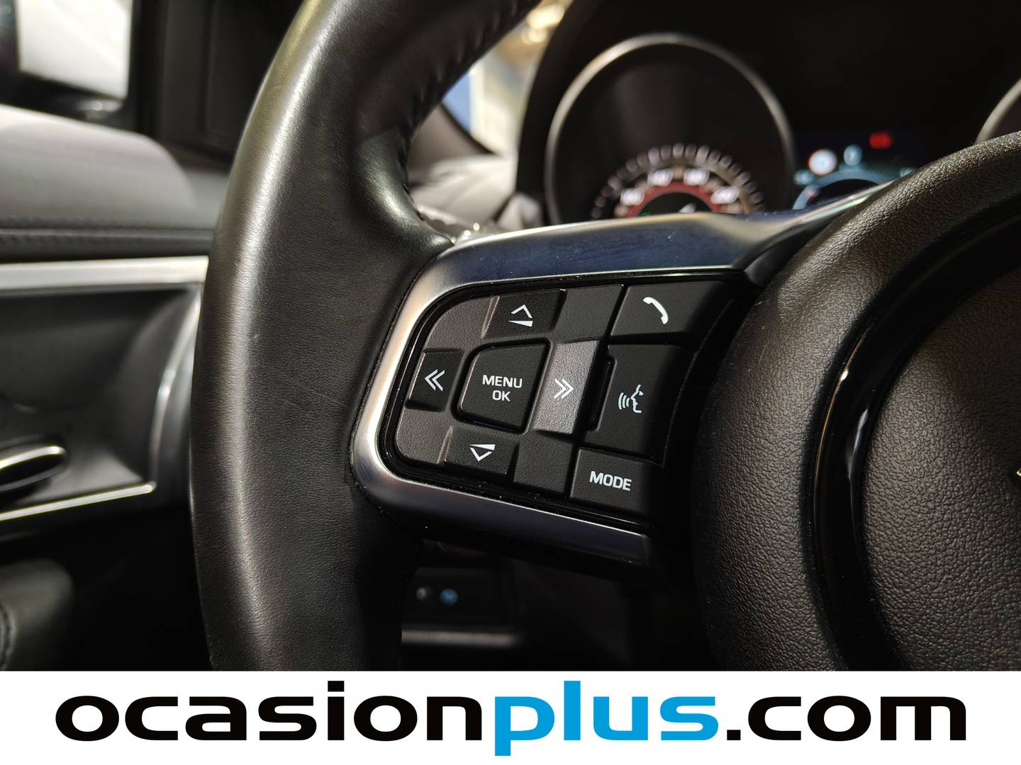 Foto Jaguar F-Type Jaguar F-TYPE Coupe 2.0 i4 R-Dynamic Auto 221 kW (300 CV)