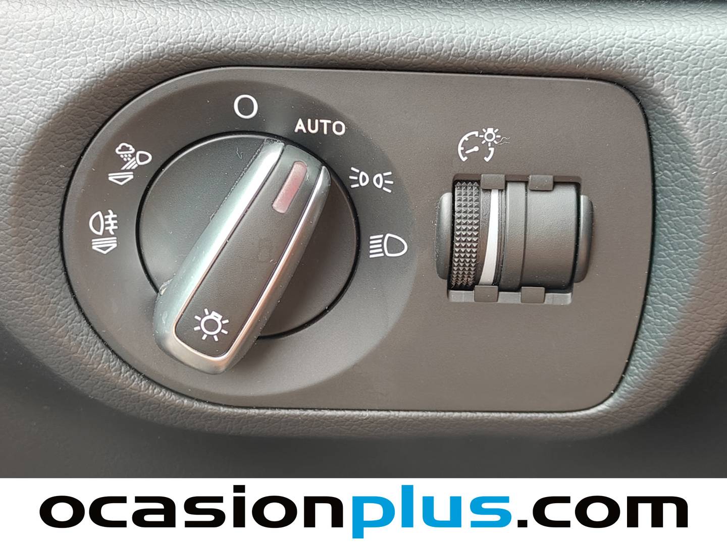 Acabados Audi Q3 Audi Q3 sport edition 2.0 TDI (120 CV)