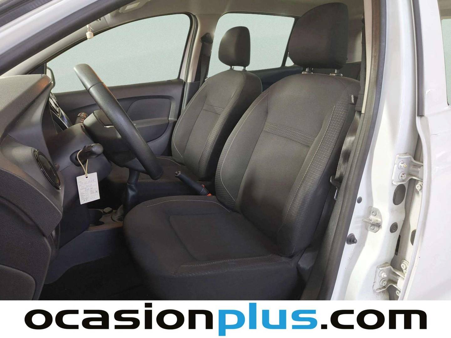 Foto asientos delanteros Dacia Sandero Dacia Sandero 1.0 Base (73 CV)