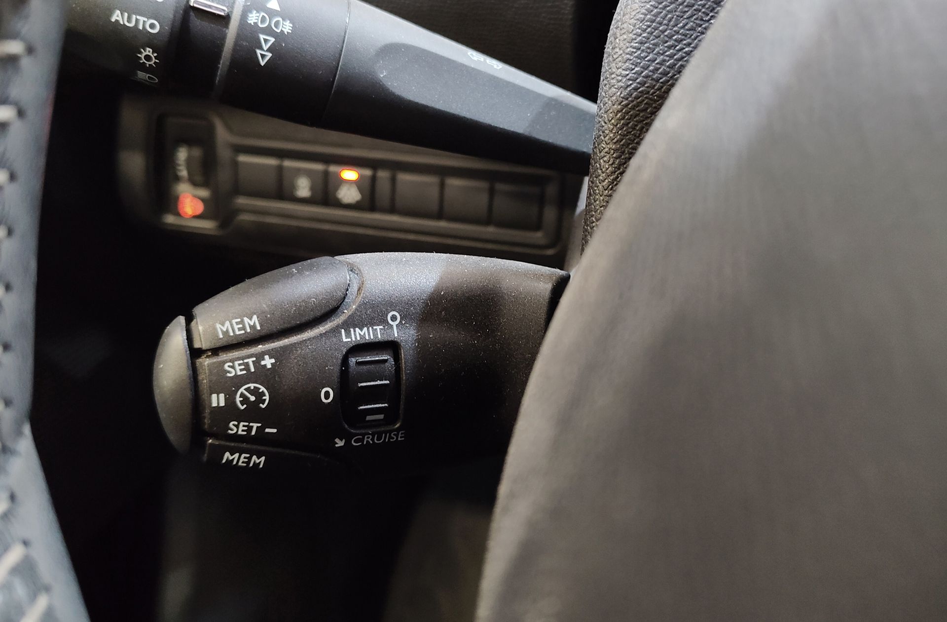 Peugeot 308 BlueHDi 100 Style - foto 25