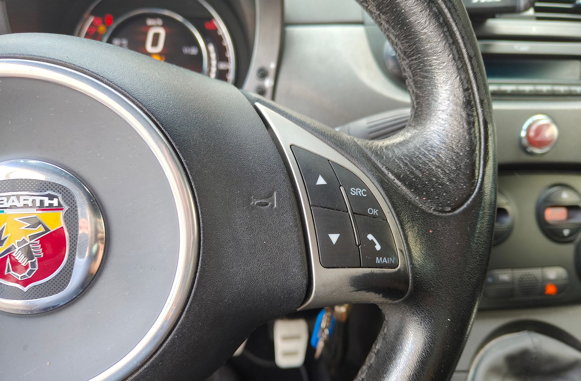 Abarth 500 1.4 16v T-Jet 595 Competizione - foto 19
