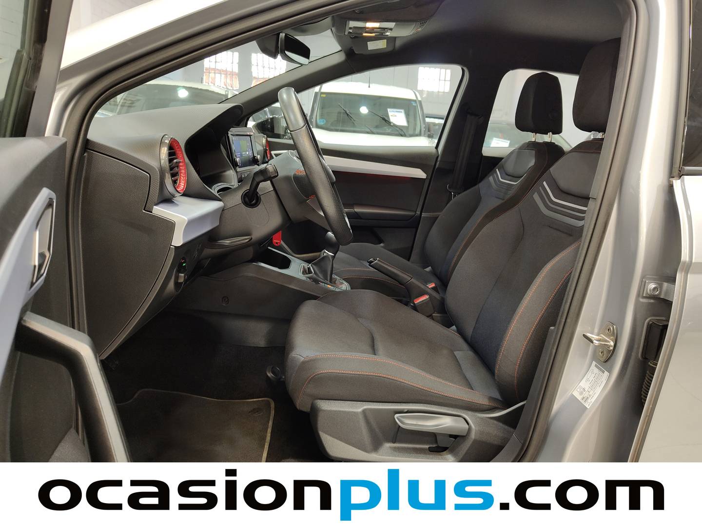 Foto asientos delanteros Seat Ibiza Seat Ibiza 1.0 TSI FR (110 CV)