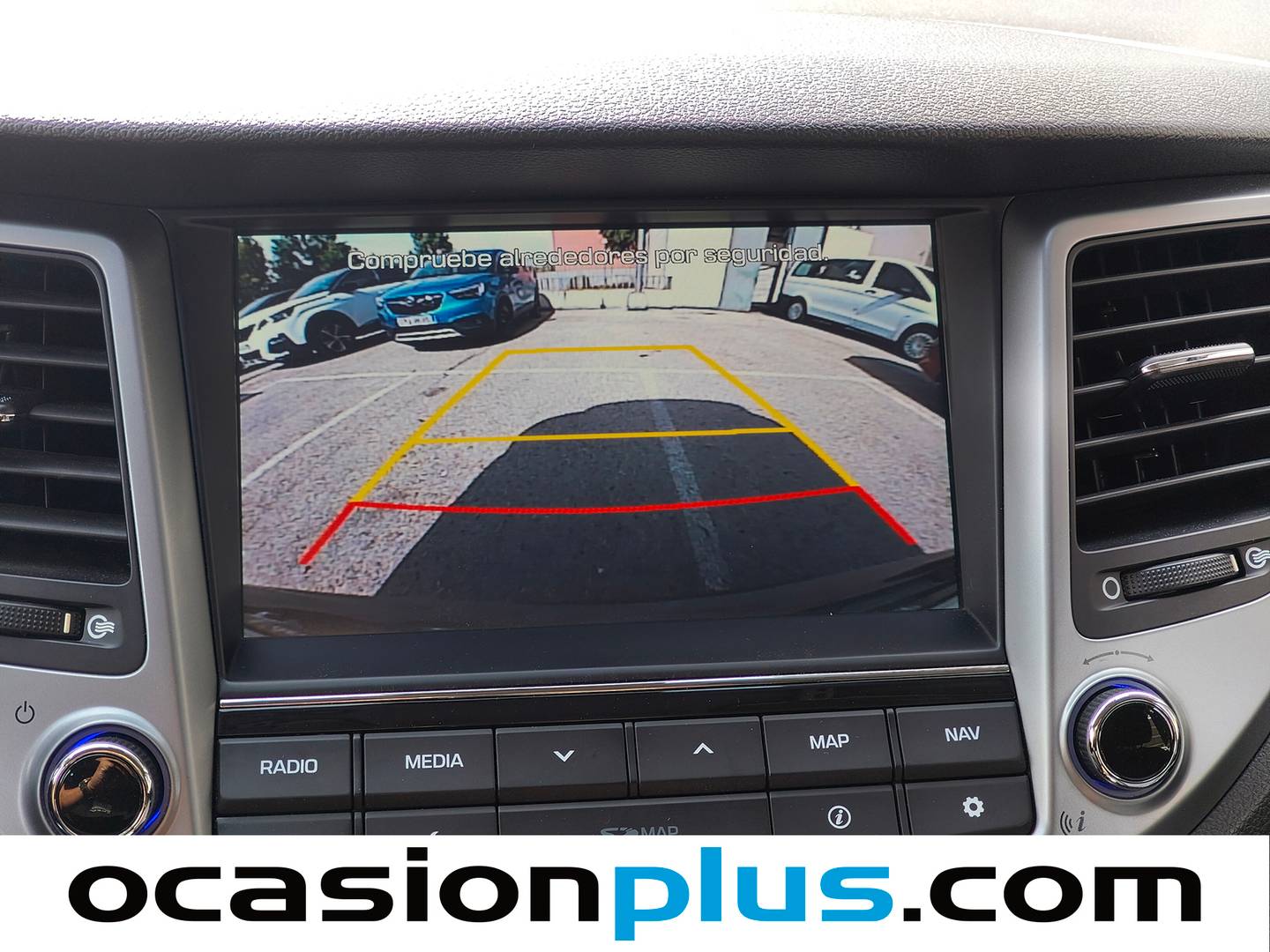 Equipamiento del Hyundai Tucson Hyundai Tucson 1.6 GDI BlueDrive 25 Aniversario 4x2 (131 CV)