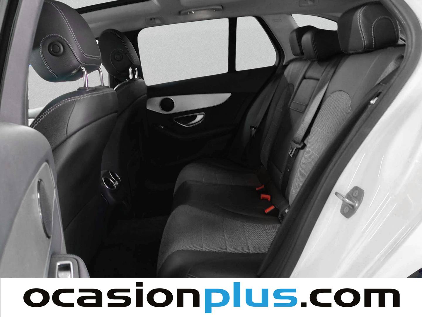 Foto asientos traseros Mercedes Clase C Mercedes Clase C Clase C Estate 220 d (170 CV) Pack AMG
