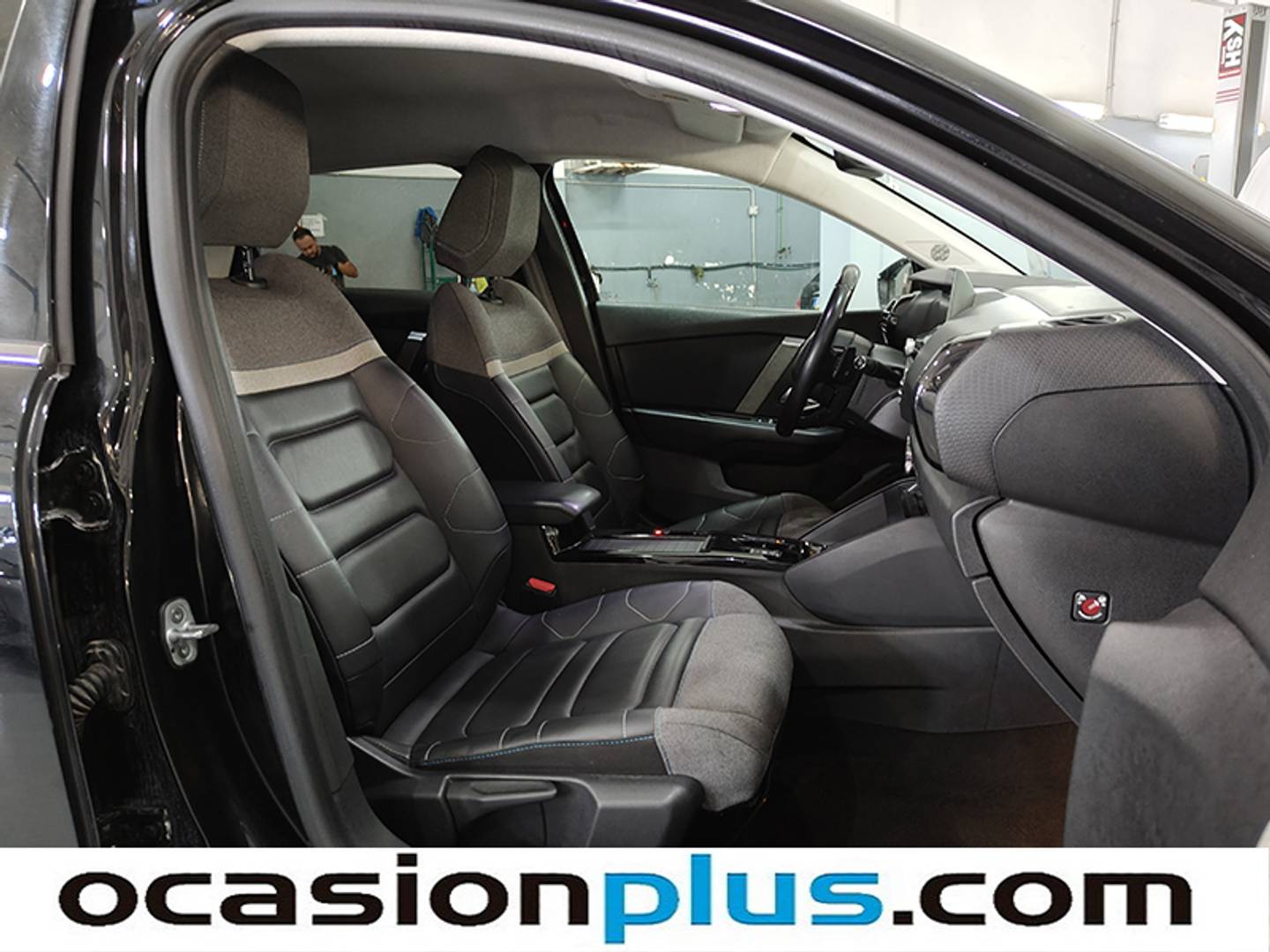 Foto Citroën C4 Citroen C4 BlueHDi 130 S&S Shine EAT8 (130 CV)