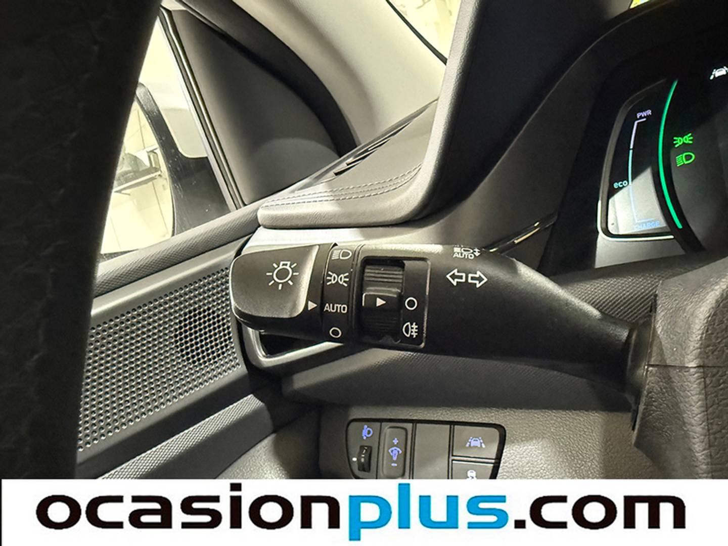 Foto Hyundai IONIQ Hyundai Ioniq 1.6 GDI PHEV Tecno DCT (141 CV)