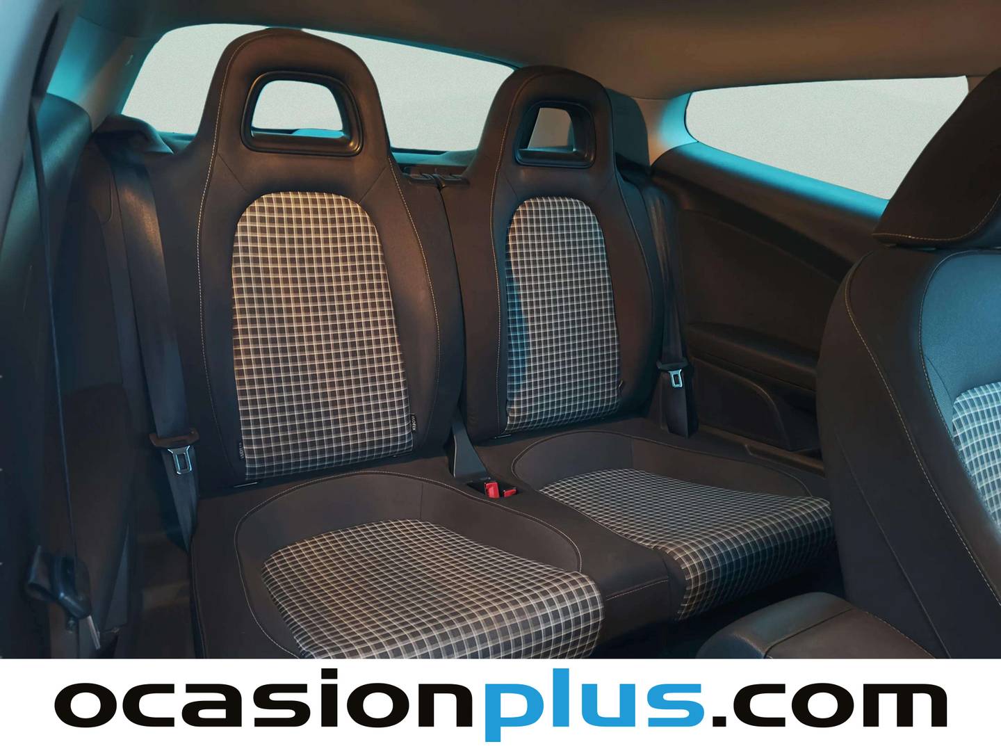 Foto Volkswagen Scirocco Volkswagen Scirocco Typhoon by R-Line 1.4 TSI BMT (125 CV)