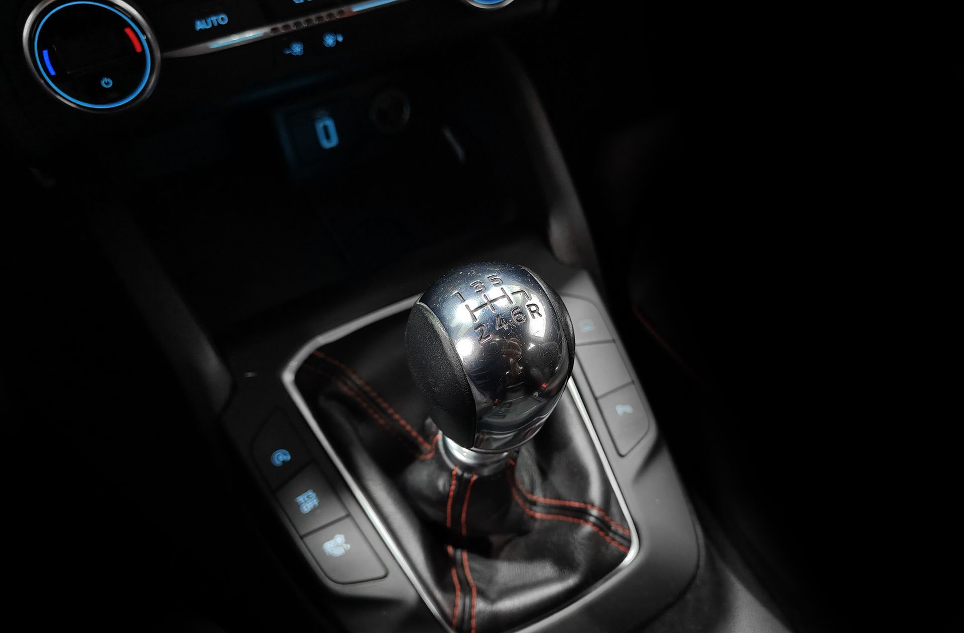 Ford Focus 2.0 EcoBlue ST-Line X - foto 6