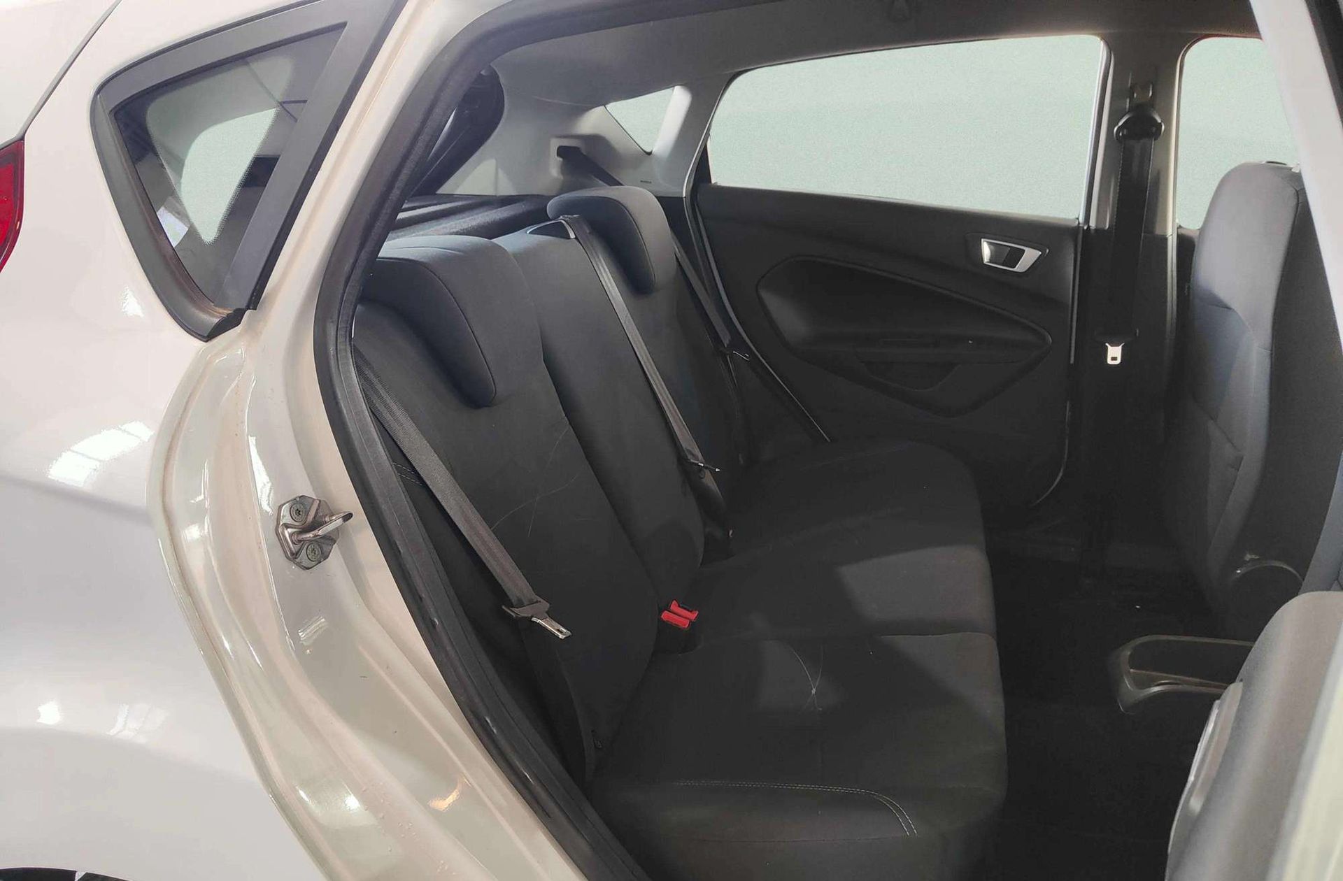 Ford Fiesta 1.0 EcoBoost Trend - foto 13