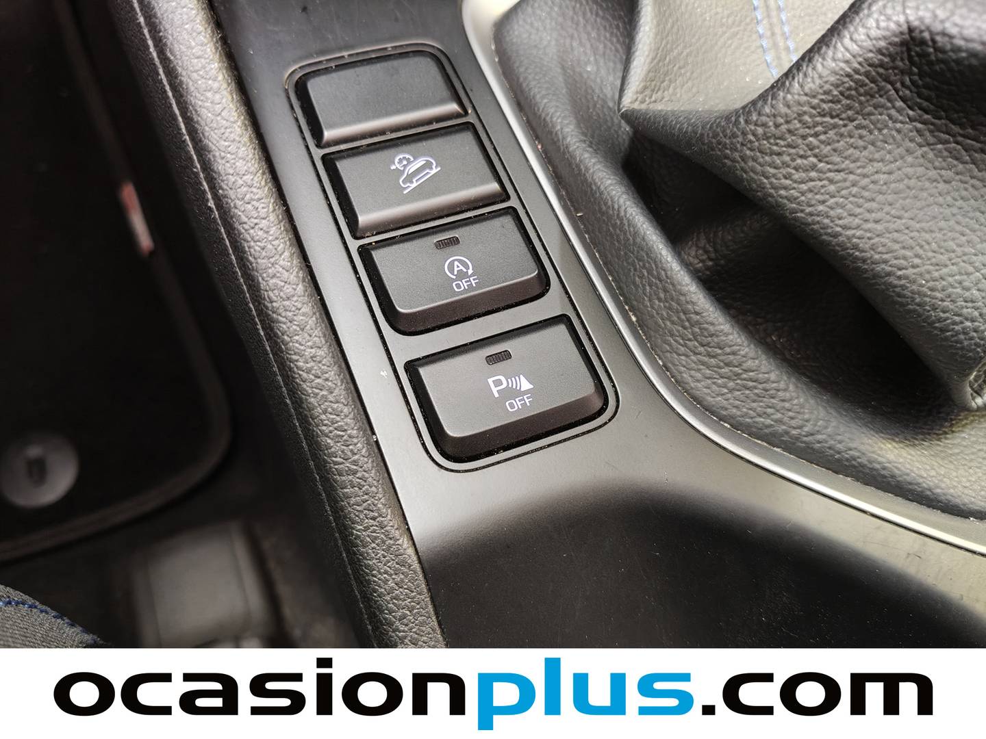 Equipamiento del Hyundai Tucson Hyundai Tucson 1.6 GDI BlueDrive Essence 4x2 (131 CV)