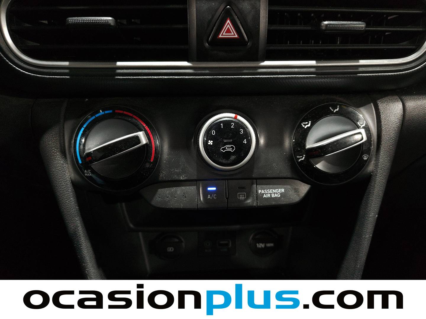 Hyundai Kona Hyundai Kona 1.0 TGDi Essence 4x2  (120 CV) seminuevo