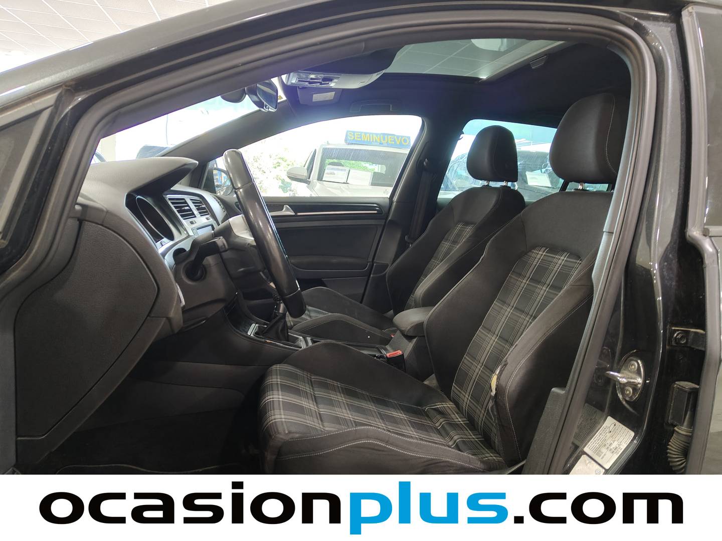 Foto asientos delanteros Volkswagen Golf Volkswagen Golf GTD 2.0 TDI BMT (184 CV)