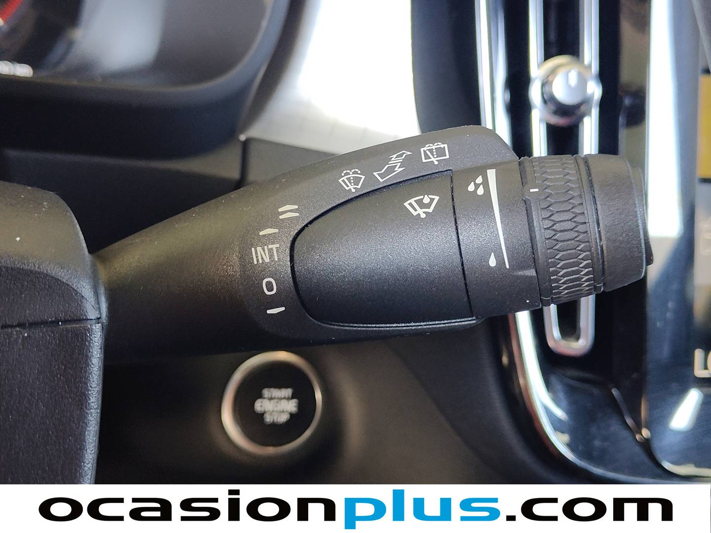 Volvo XC40 Volvo XC40 T2 Momentum Pro Auto (129 CV) seminuevo