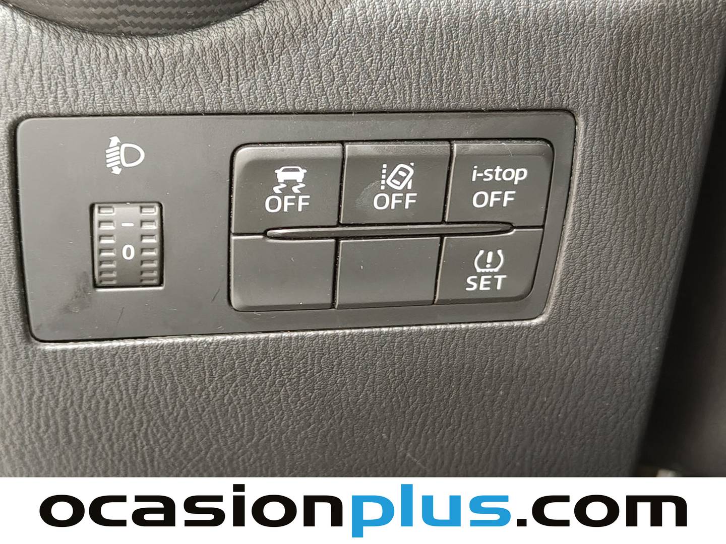 Extras del Mazda Mazda2 Mazda Mazda 2 1.5 GE Black Tech Edition (90 CV)