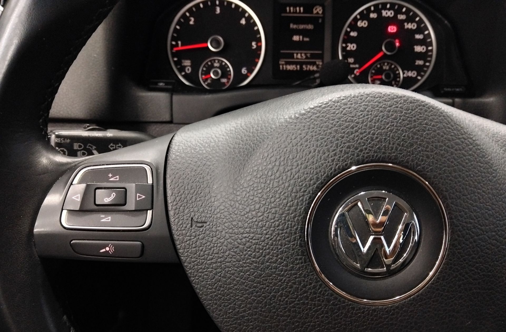 Volkswagen Tiguan Advance 2.0 TDI BMT Front Drive - foto 22