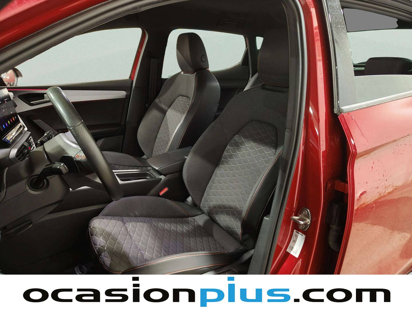 Foto asientos delanteros Seat León SEAT León 1.5 eTSI S&S FR Go L DSG (150 CV)