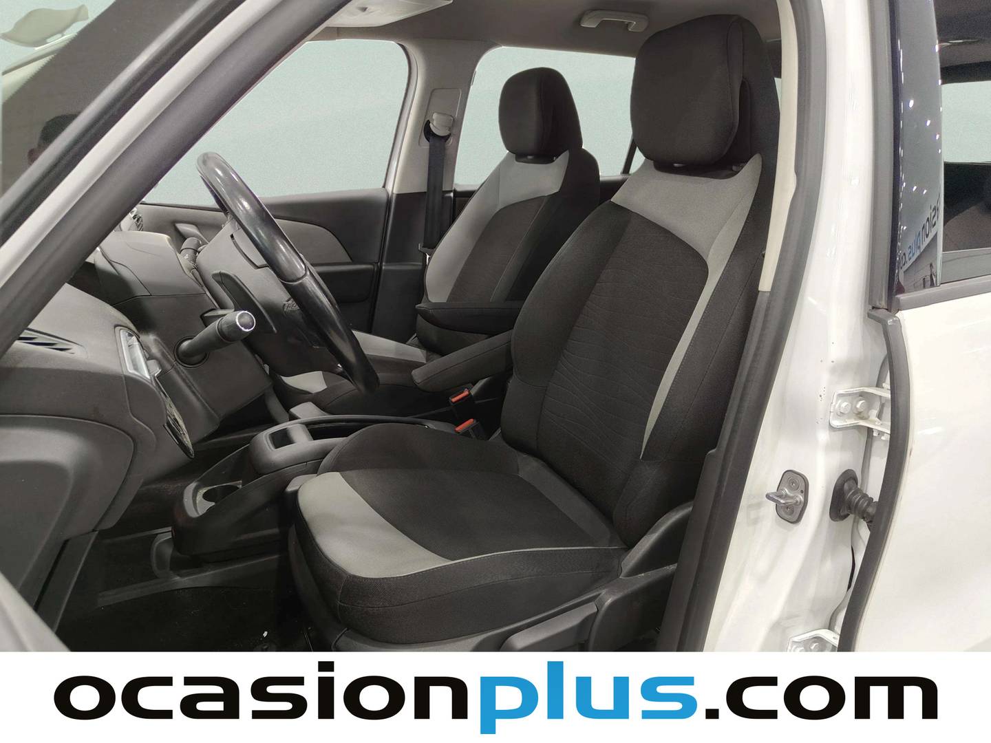 Foto asientos traseros Citroën Grand C4 Picasso Citroen Grand C4 Picasso 1.6 THP S&S Auto. Feel Edition (165 CV) 7 Plazas