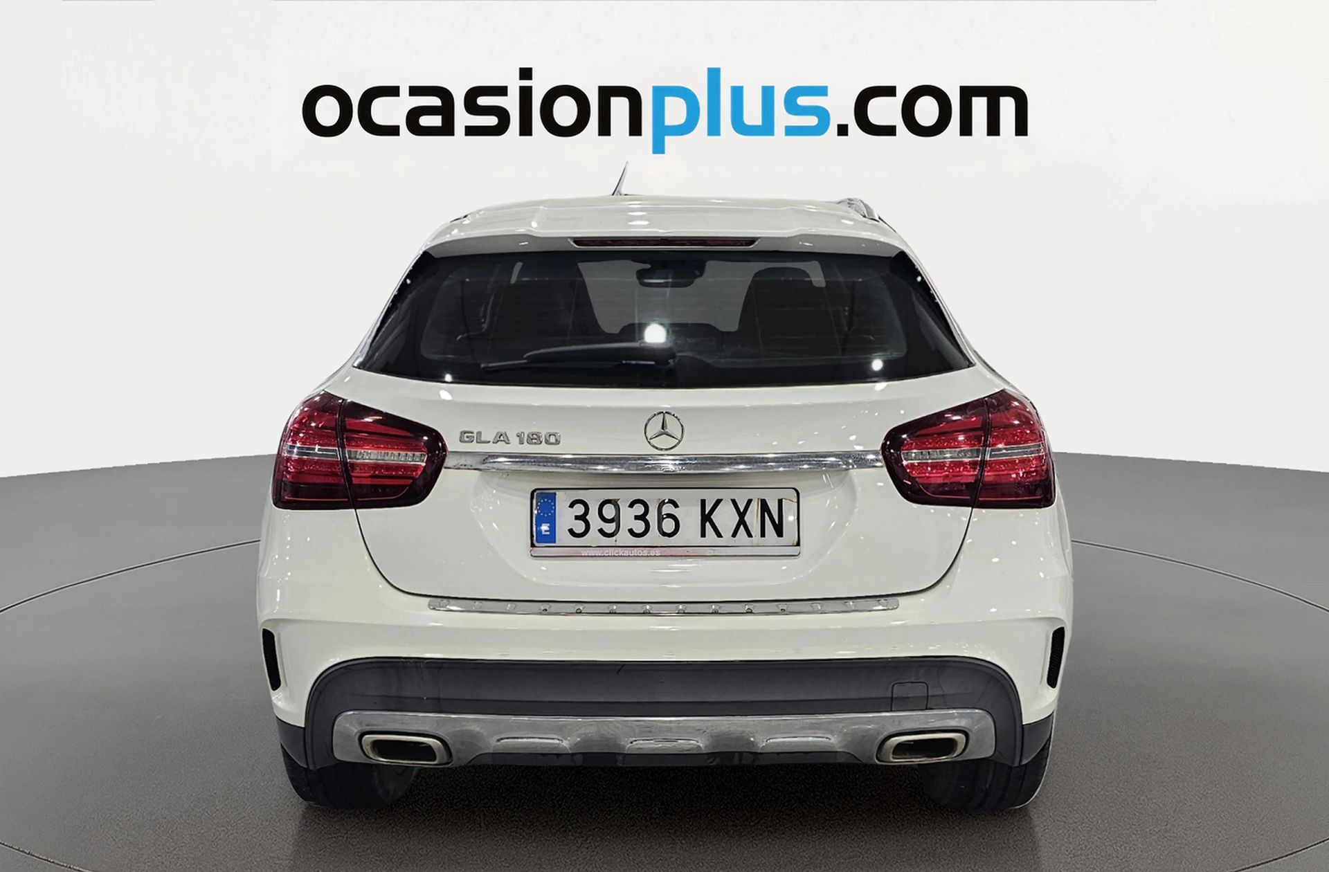 Mercedes-Benz GLA 180 Pack AMG - foto 17