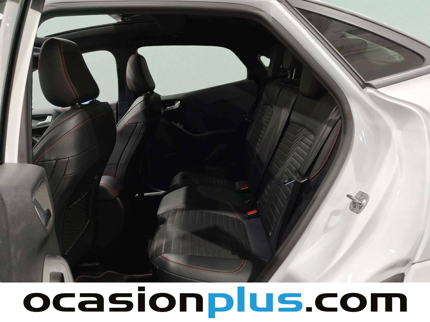 Foto asientos traseros Ford Puma Ford Puma 1.0 EcoBoost MHEV ST-Line (125 CV)