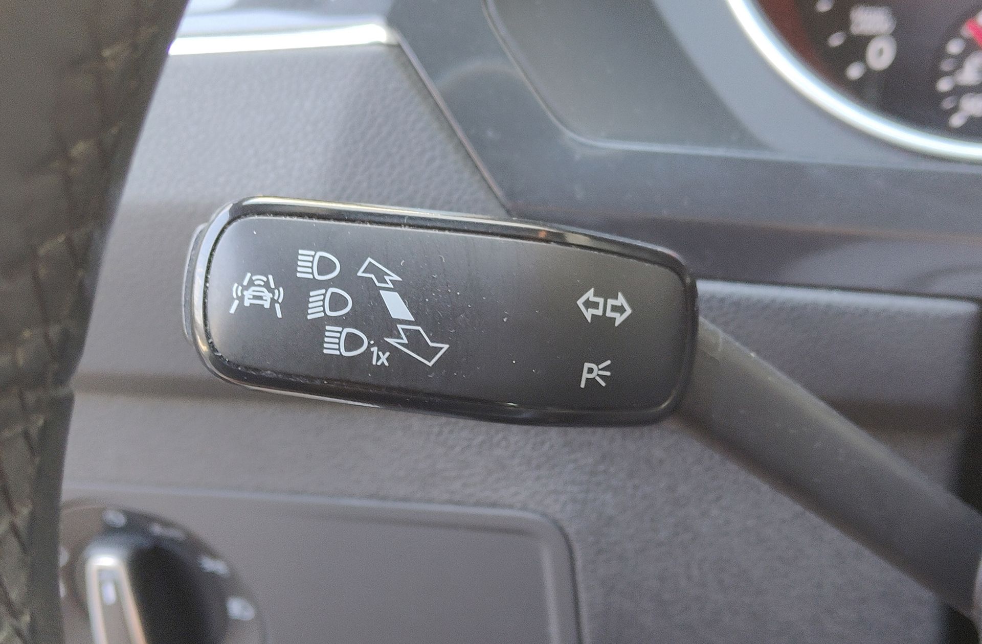 Volkswagen Tiguan Advance 2.0 TDI - foto 28