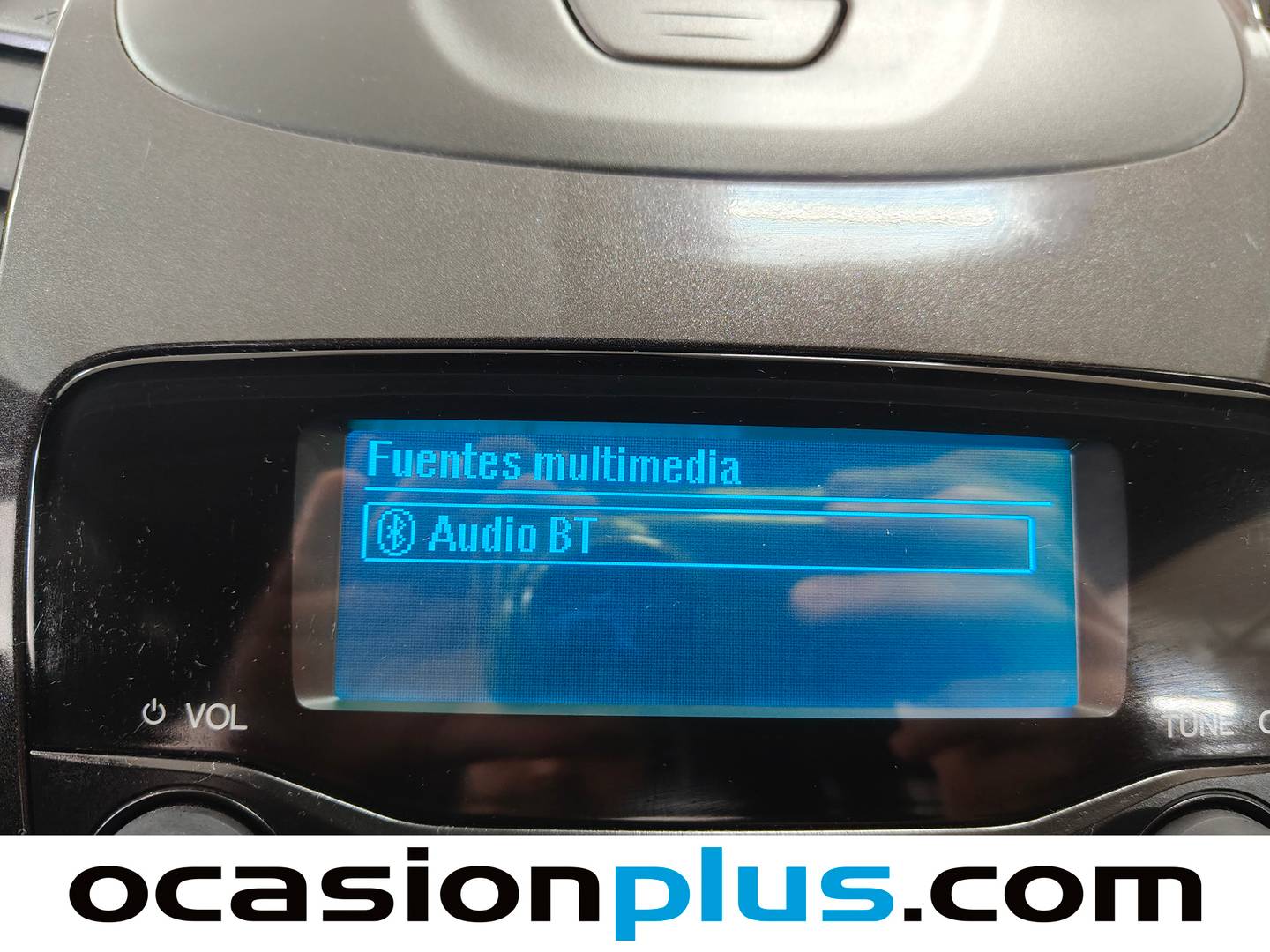 Extras y acabados del Ford Ka+ Ford Ka+ 1.2 Ti-VCT Active (85 CV)