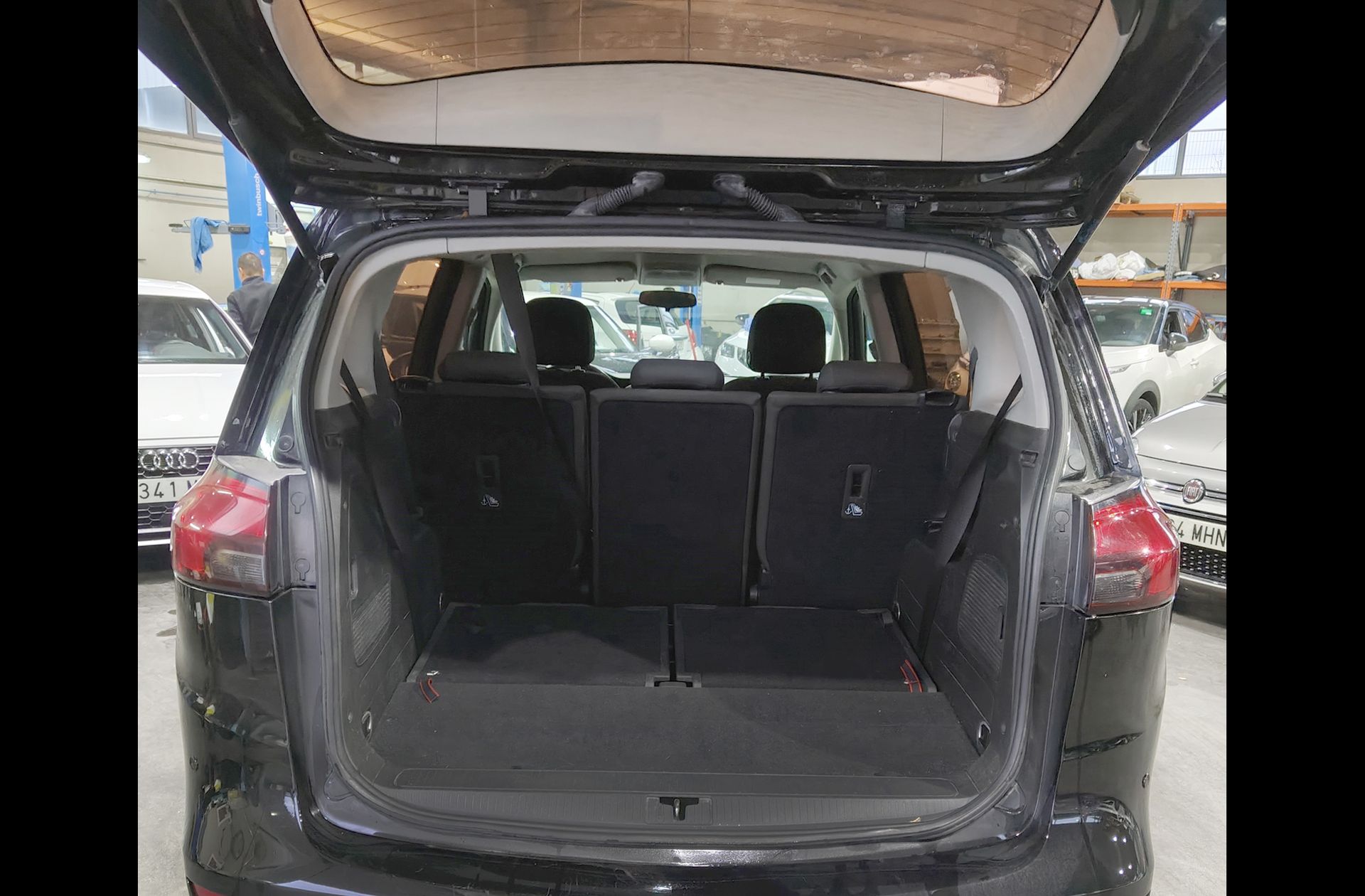 Opel Zafira 1.4 T Expression - foto 14