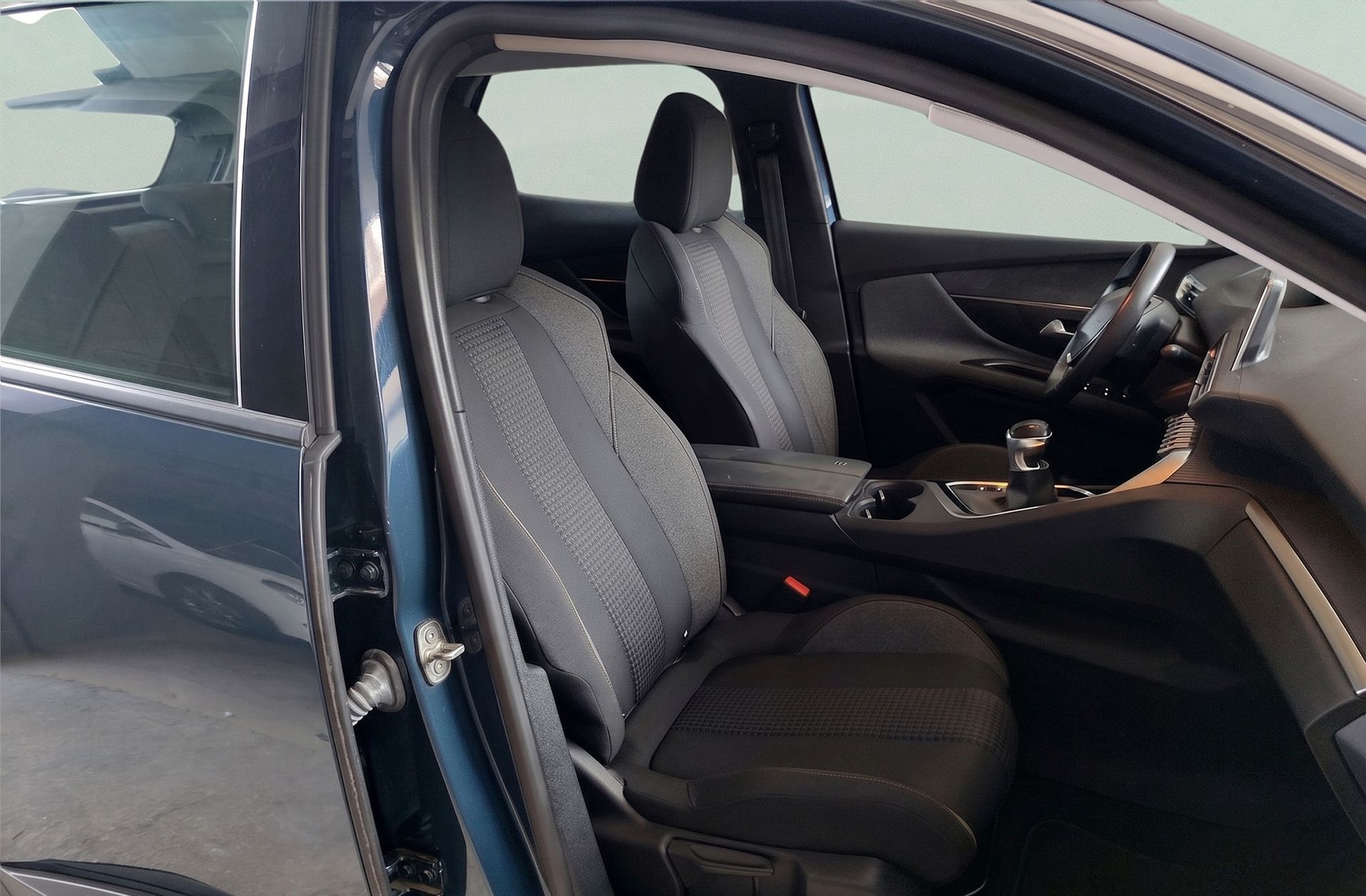 Peugeot 3008 PureTech 130 Active Pack - foto 18