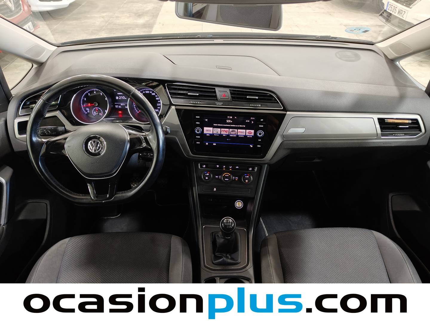 Volkswagen Touran Volkswagen Touran 1.2 TSI Edition BMT (110 CV) 7 PLAZAS seminuevo