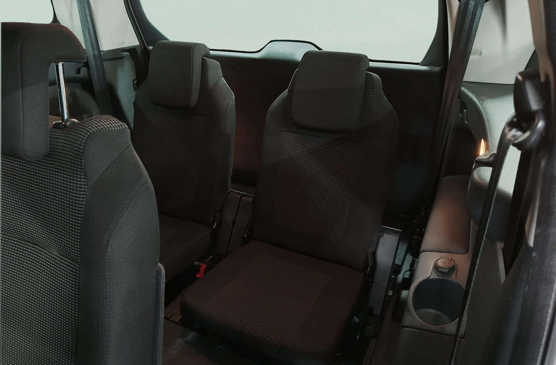 Peugeot 5008 1.6 HDi Premium CMP 7 plazas - foto 6