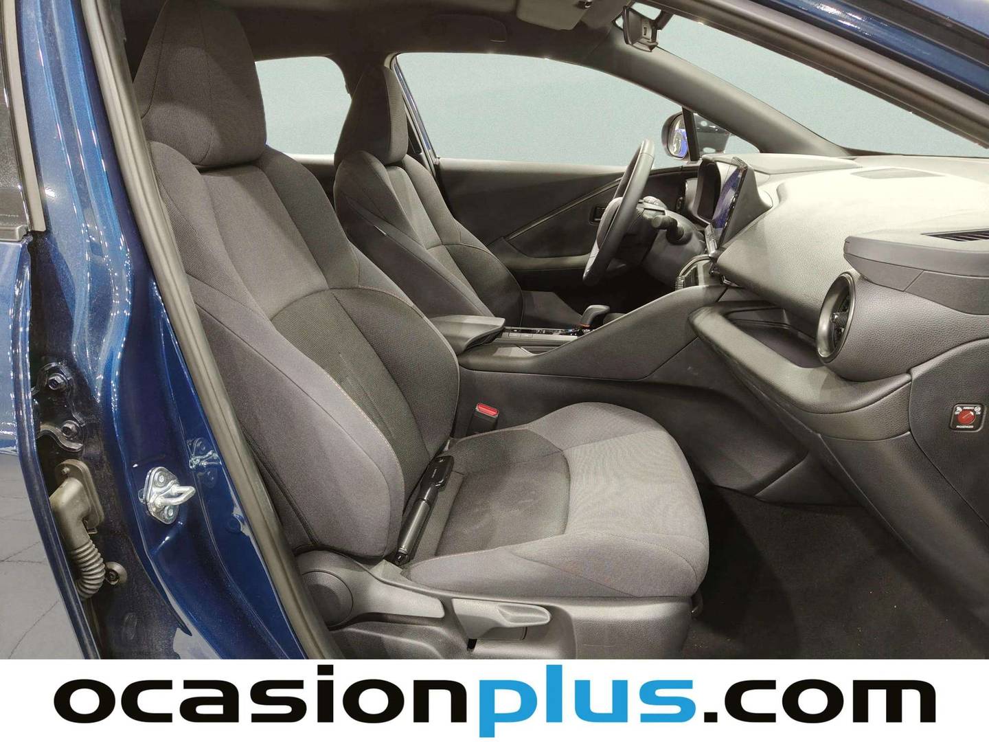 Foto Toyota C-HR Toyota C-HR 140H Advance (140 CV)