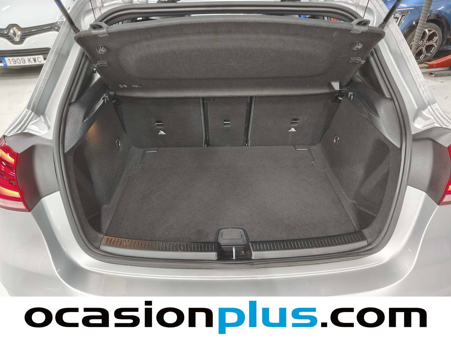 Foto Mercedes Clase A Mercedes-Benz Clase A Clase A 180 Pack AMG (136 CV)