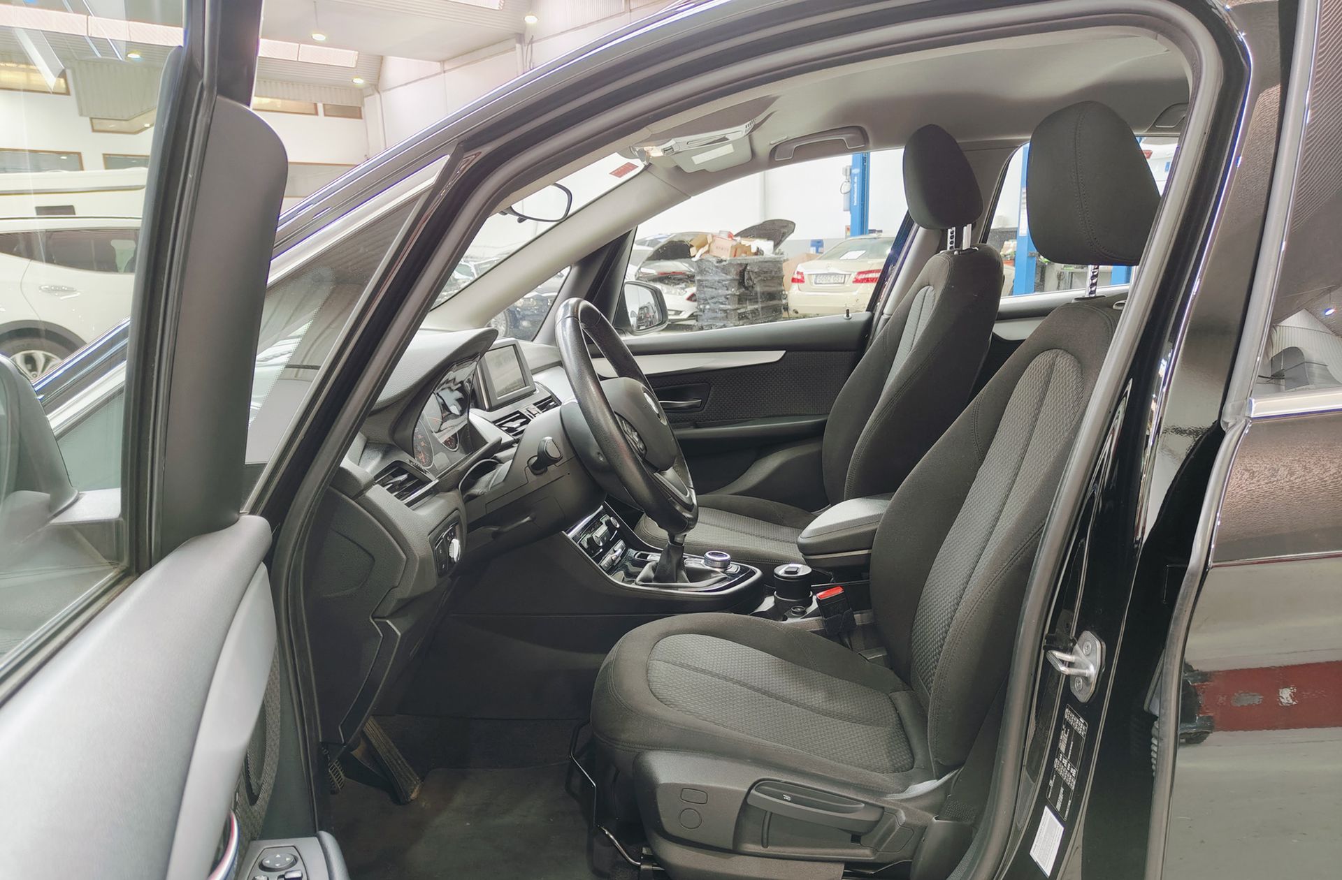 BMW Serie 2 Active Tourer 2 216d Active Tourer - foto 9
