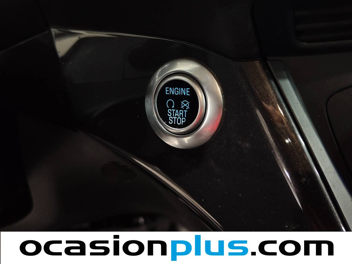 Equipamiento del Ford C-Max Ford C-Max 1.0 EcoBoost Titanium (125 CV)
