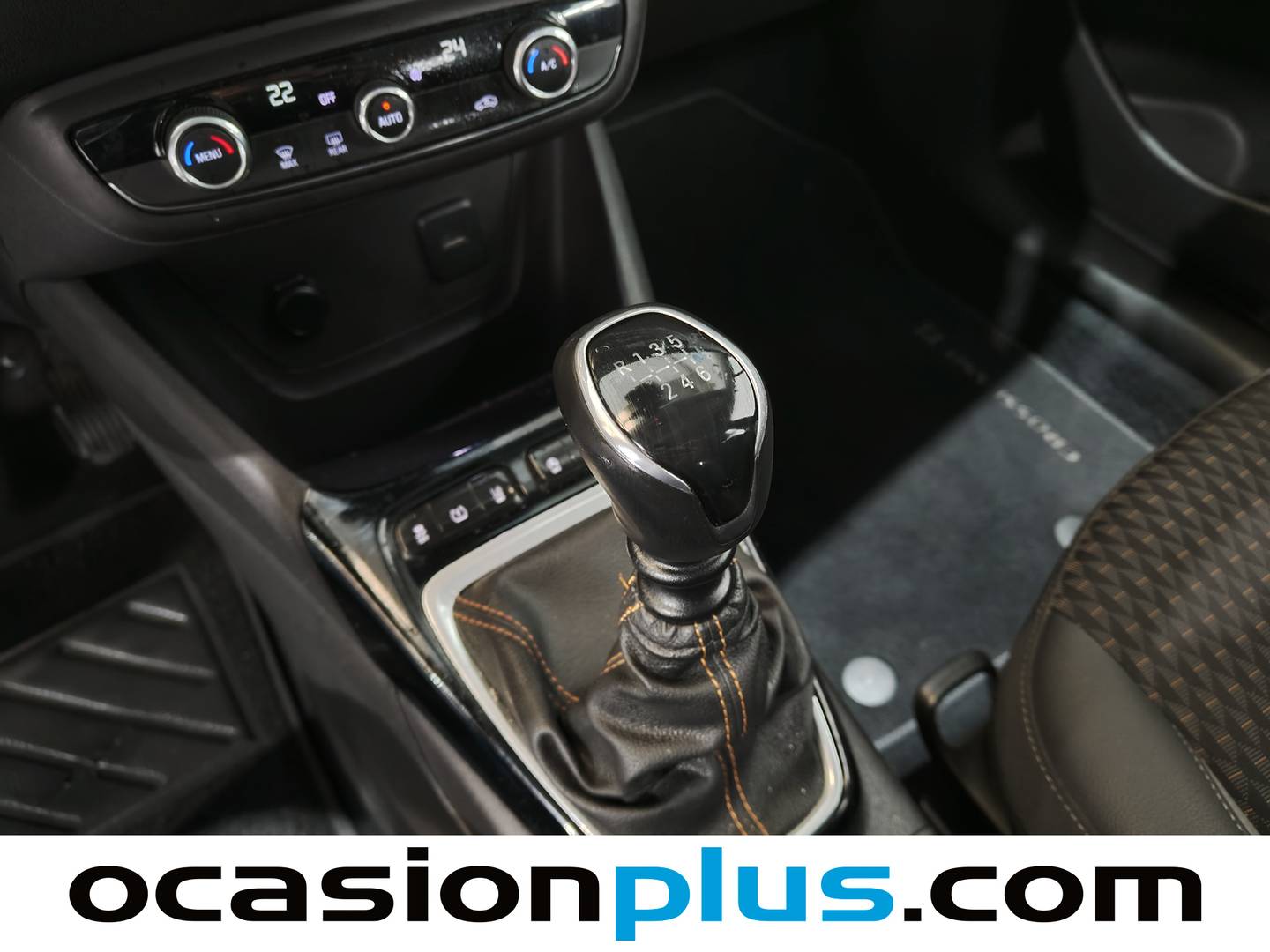 Foto Opel Crossland X Opel Crossland X 1.2 Innovation (130 CV)