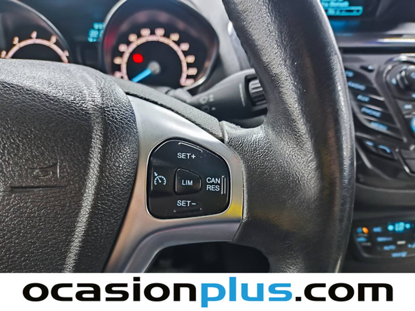 Foto Ford Tourneo Courier Ford Tourneo Courier 1.0 EcoBoost Titanium (100 CV)