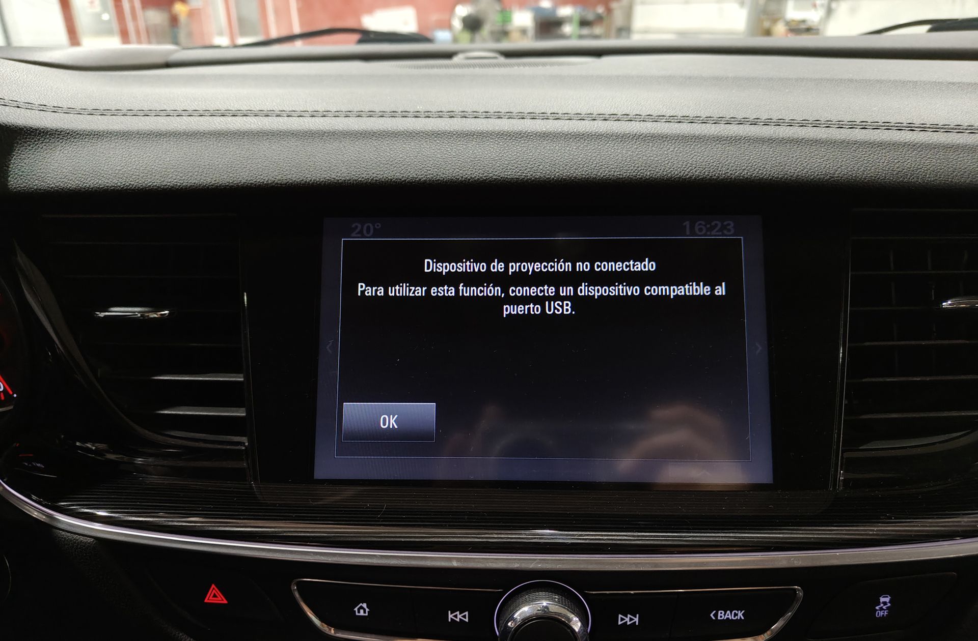 Opel Insignia GS 1.6 CDTi D Excellence - foto 29