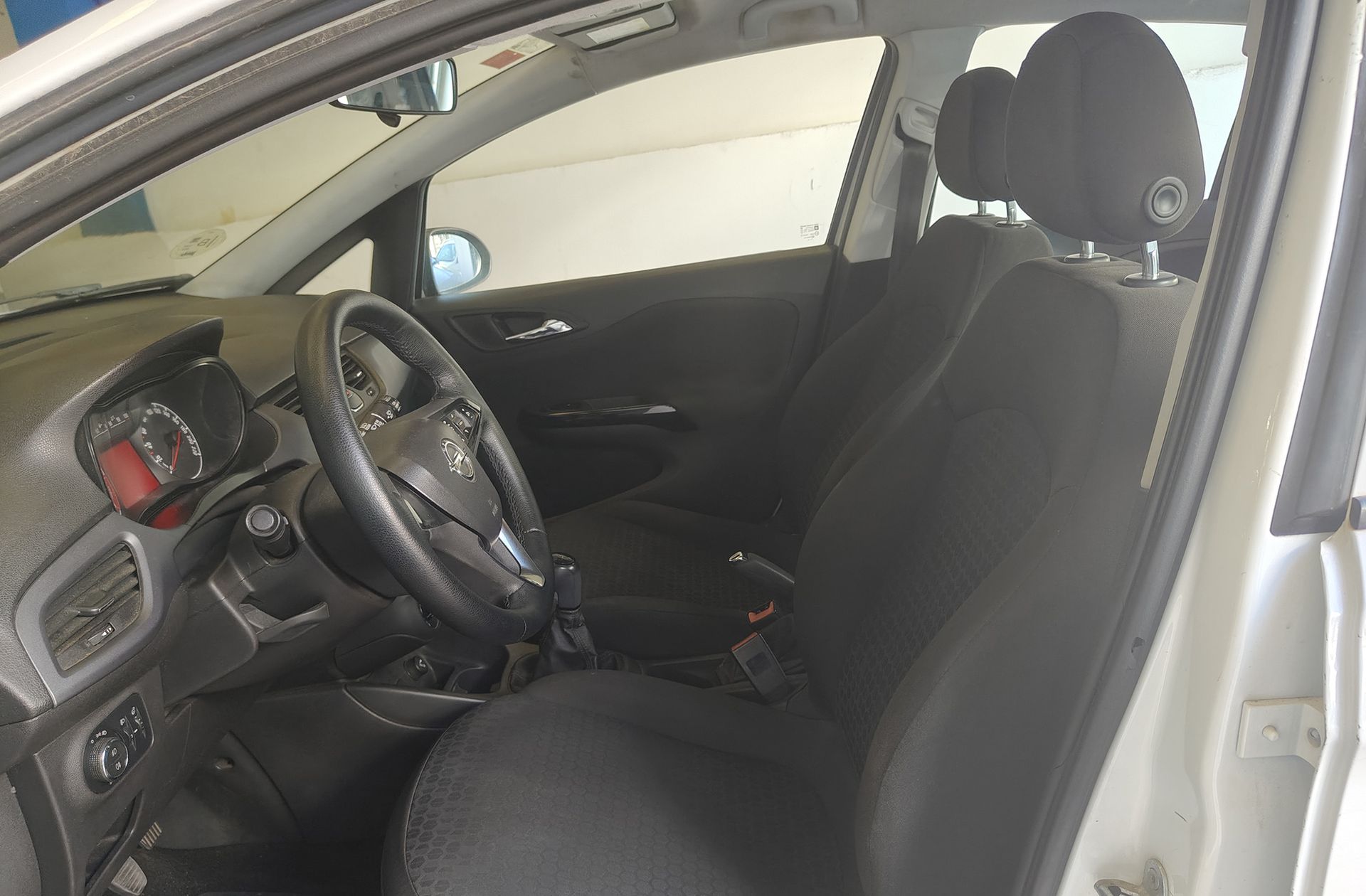 Opel Corsa 1.3 CDTi Expression - foto 8