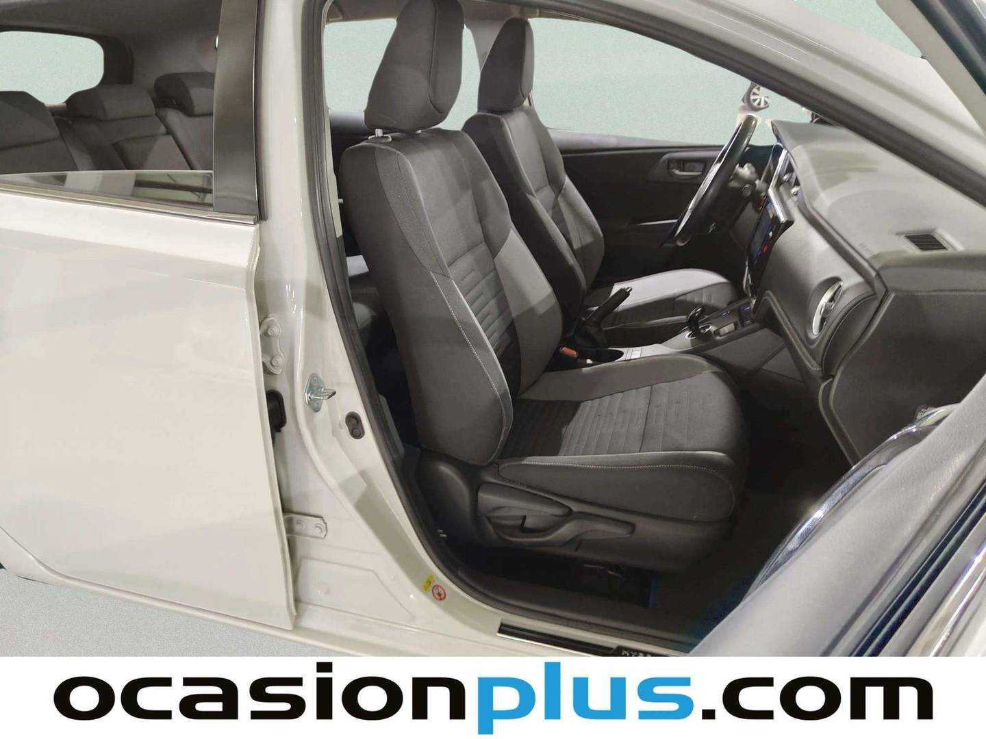 Foto Toyota Auris Toyota Auris 1.8 Hybrid Active (136 CV)